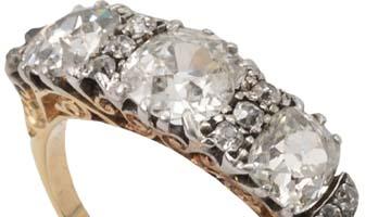 Late Victorian Diamond Ring : RWB Auctions