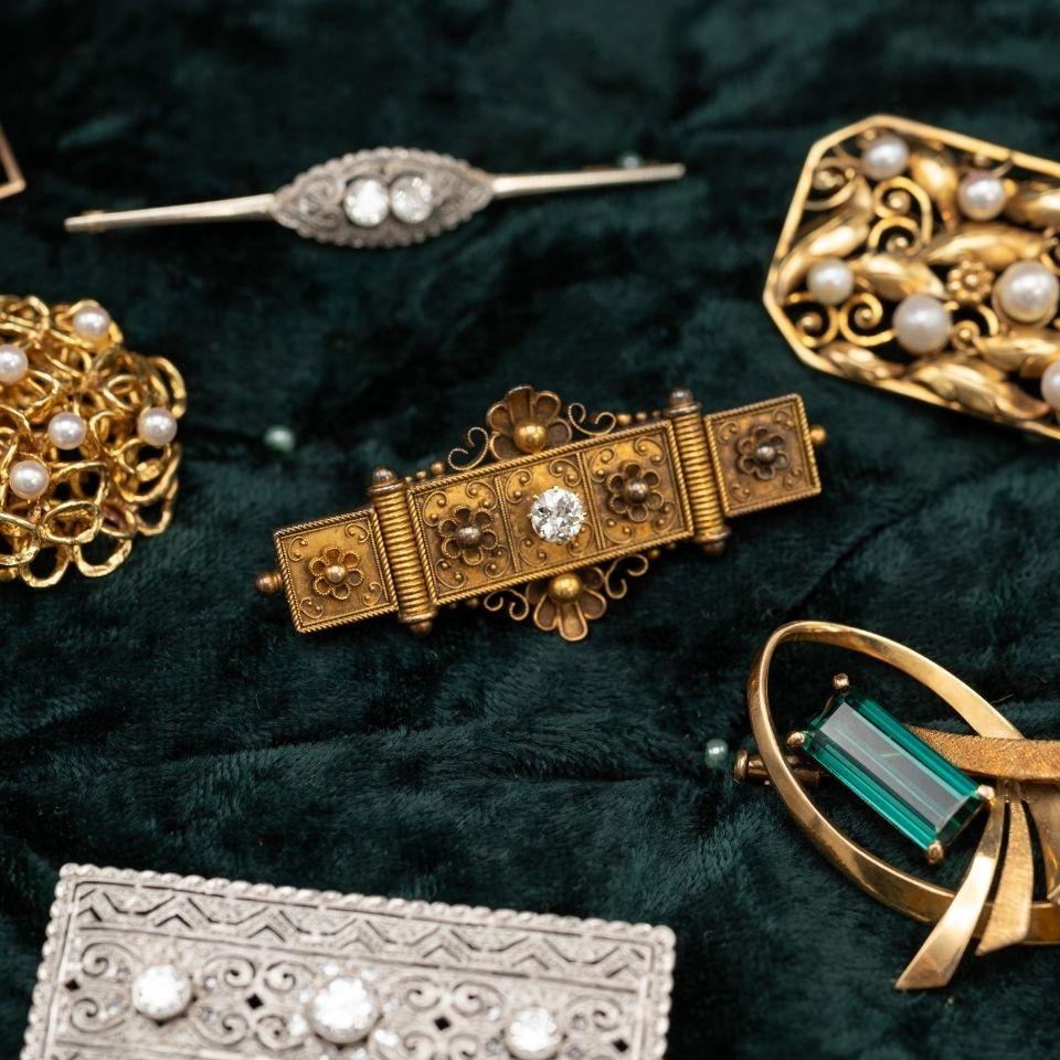 mixed brooches