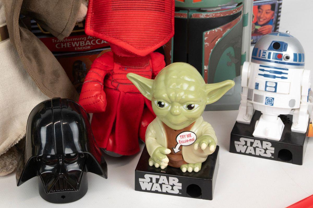 lot 28 star wars gallery 2