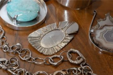 lot 84 graham watling gallery 3