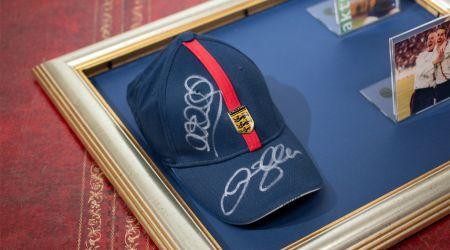 lot 219 beckham owen cap