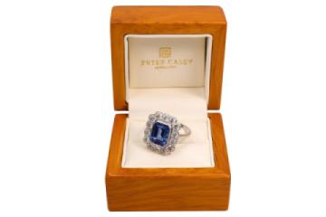 lot 27 tanzanite ring gallery 2