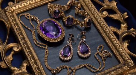amethyst and pearl parure