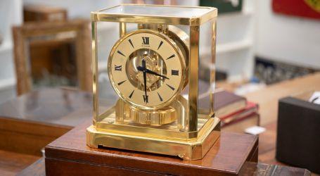 lecoultre clock